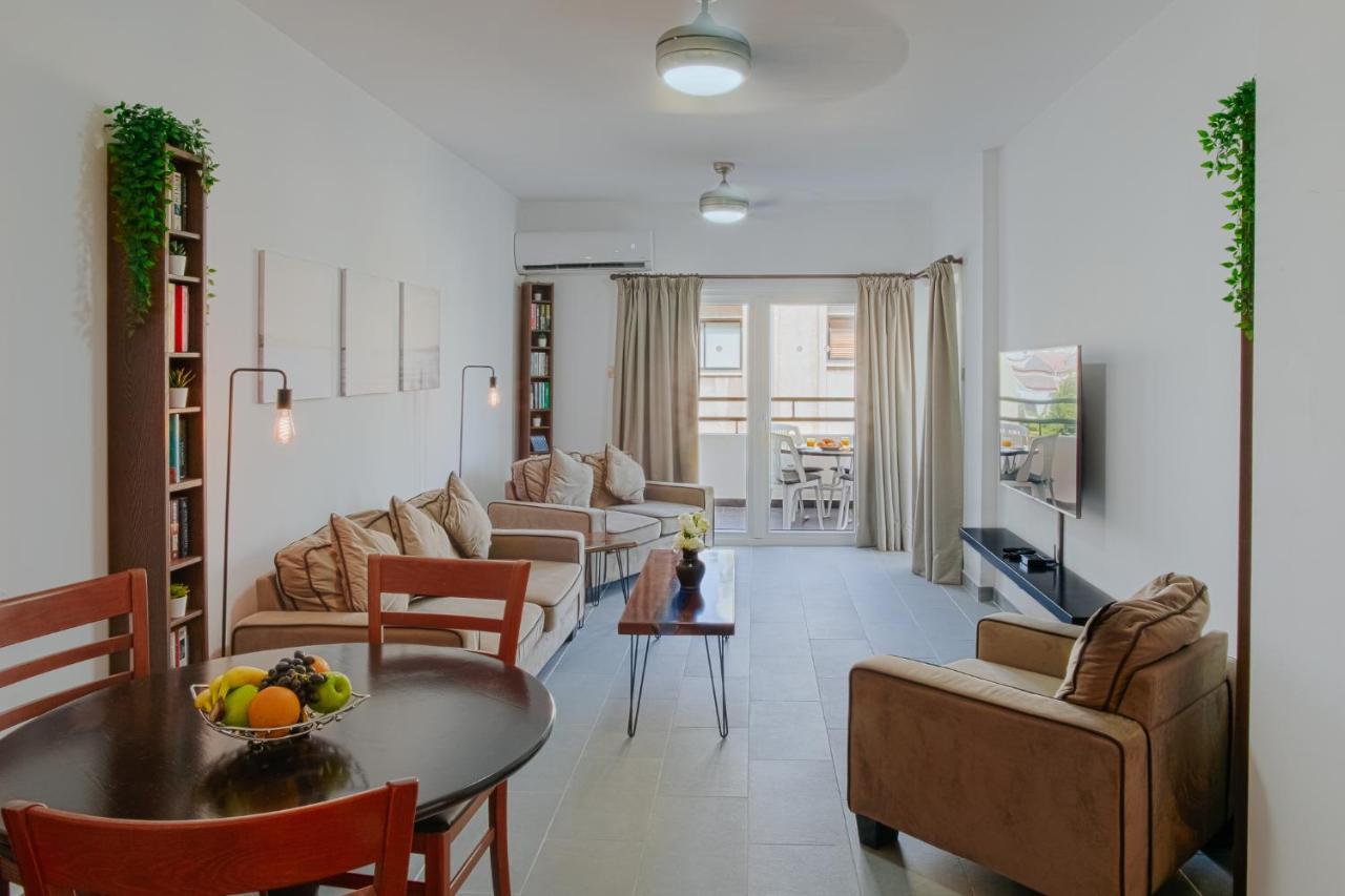 Lazaros Centre Apartment Ларнака Екстер'єр фото